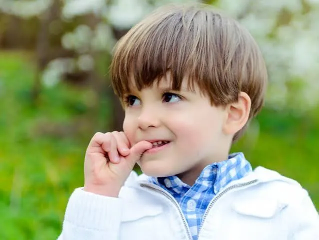 Consultation for nail biting habit in a child